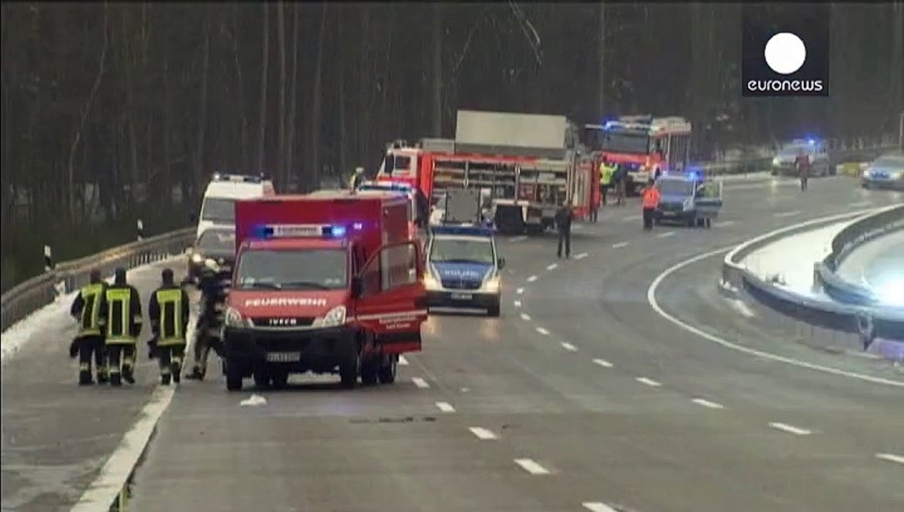 Tote bei Busunglück auf A4
