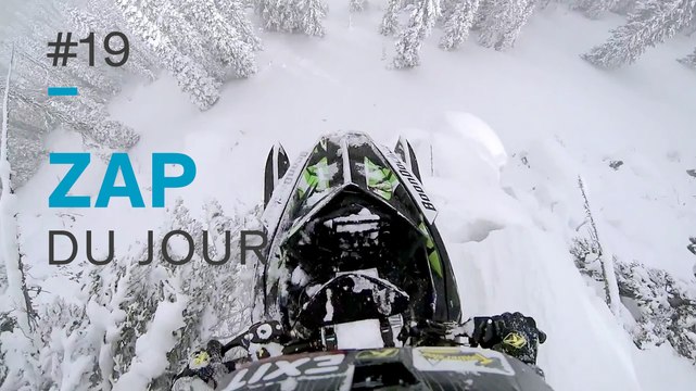 Zap du jour #19 : Lee Mansell embrasse JJ O'Donnell, éruption du volcan Popocatepetl (Mexique)