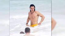 Orlando Bloom is With Blonde in Cancun