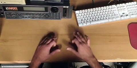 Impressive Finger Drumming! official