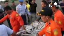 Indonesia afirma que son tres y no cuarenta los cuerpos recuperados del vuelo de AirAsia