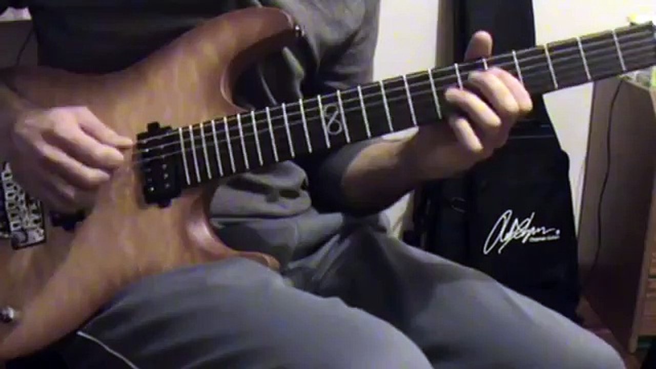 Black Sabbath - Paranoid - 03 - Planet Caravan (Guitar Solo) - with TAB
