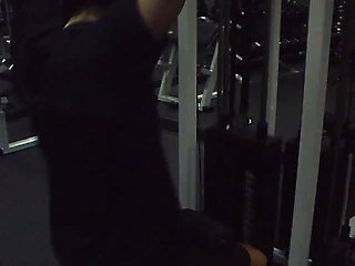 el crackie calentando 1er día de entreno después de 5 años,con 100 kilos dorsal BodyFactory Madrid