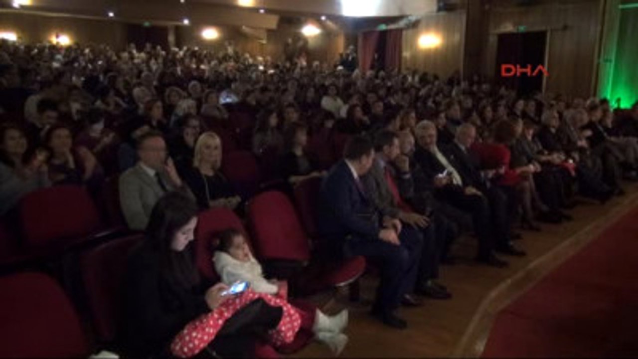 Mersin Mdob Vals, Caz ve Dans Müzikleriyle Yeni Yılı Karşıladı