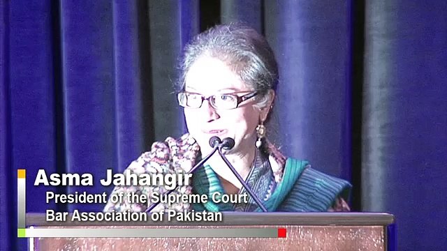 Asma Jahangir Accepts the Goler T. Butcher Medal