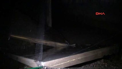 Karabük'te Yük Treni Devrildi: 2 Makinist Yaralı