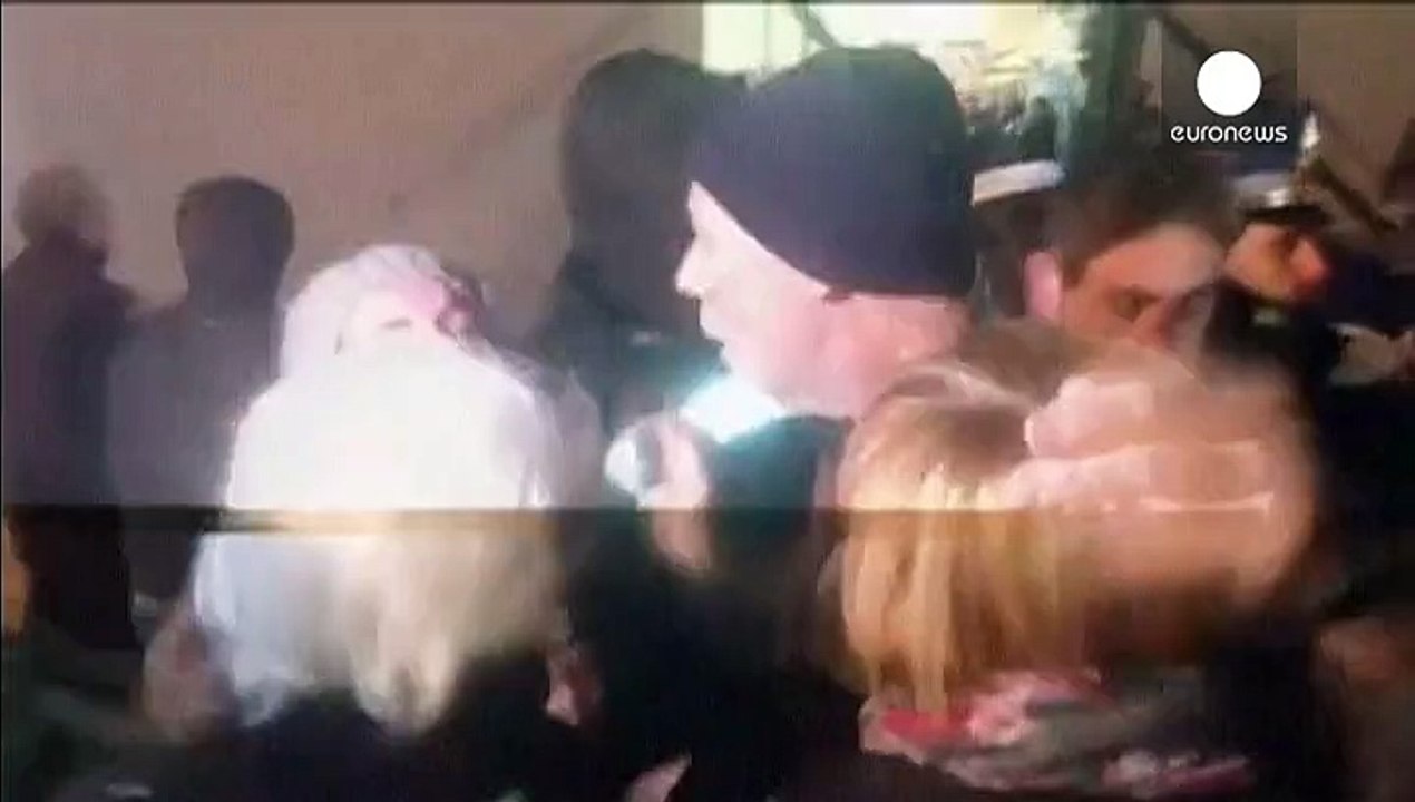 Itália: Mais passageiros do ferry incendiado chegam a 'bom porto'