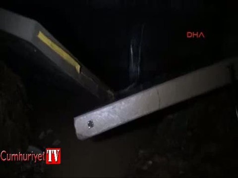 Karabük'te yük treni devrildi