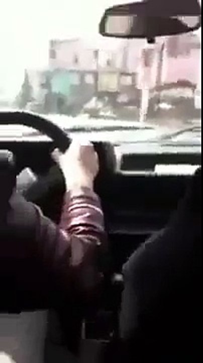 KIZINA ARAÇ KULLANMAYI ÖĞRETEN BABANIN DRAMI...