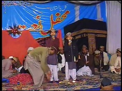 HASSAN BROTHERS PART 2( MAHFEL NAAT JANPUR)