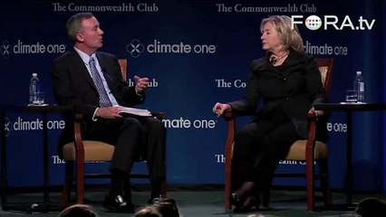 Clinton Makes No Apologies for Oil Sands Pipeline