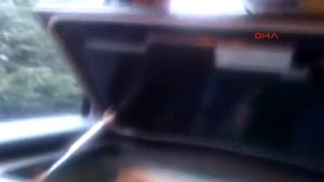 Balıkesir Kar Yolları Kapattı, Binlerce Sürücü Mahsur Kaldı-1