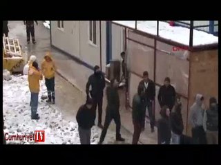 Konteyner altında kalan işçi öldü