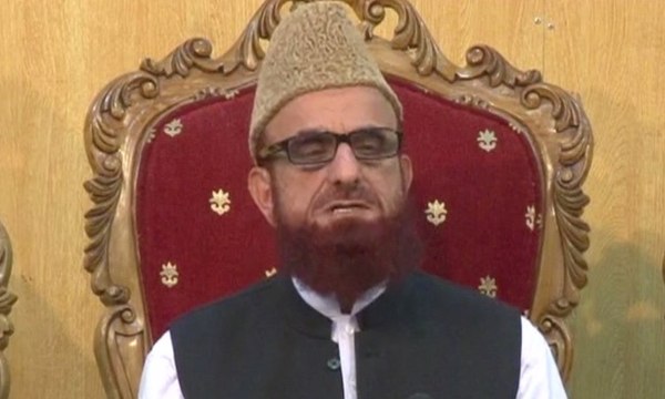 Mufti Muneeb ur Rehman supports establishment of military courts