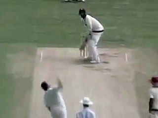 David Boon takes a stunning catch at forward short leg