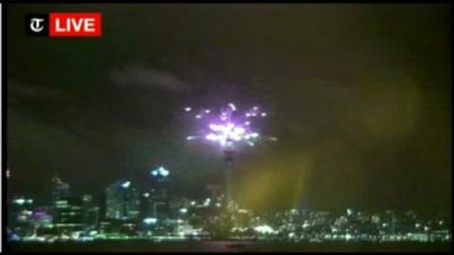 Yeni Zelanda 2015?e Havayi Fişek Gösterileriyle Girdi