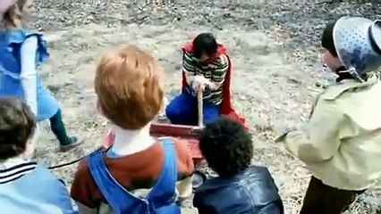 Sil Baştan Filmi Fragman