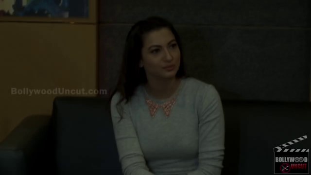 Gauhar Khan IGNORES Salman Khan's Bigg Boss 8