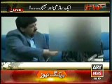 Mubashir Luqman shows how Hamid Mir is maligning Pak Army through his show