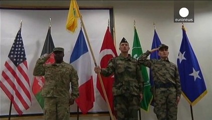 Kivonulnak Afganisztánból a nemzetközi erők
