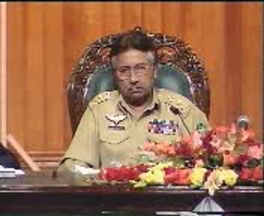 The Braveman Who Dare to Challenge Musharaf (ایک بہادر مولانا عدنان کاکاخیل جسنے مشرف کو وردی میں چیلنج کیا ) in Uniform-Maolana Adnan KakaKhel-