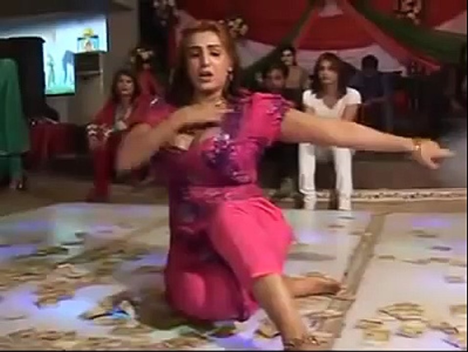 Laila Mujra good performance