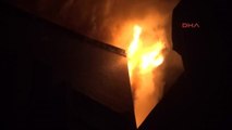 Yüksekova'da Yangına Müdahale Eden Polise Alkış