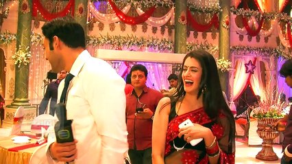 Mihika Ashok Sensuous Dance Performance In Yeh Hai Mohabbatein - Star Plus