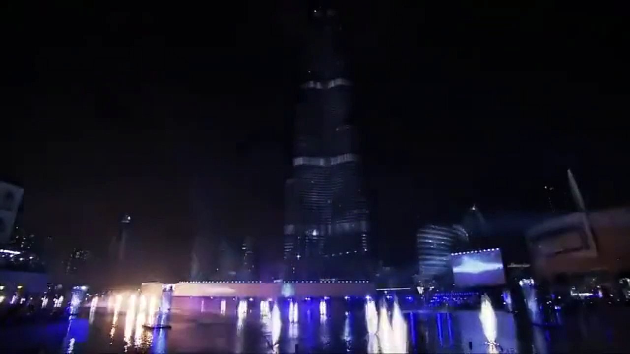 Дубай посрещна 2015-та