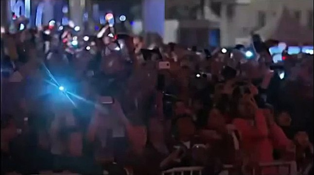 Dubai New Years Fireworks 2015 Burj Khalifa , Downtown UAE New Year celebration video