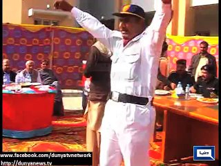 Salaray Increase ki Khushi - Sindh Police ka Mazaydaar Raqs