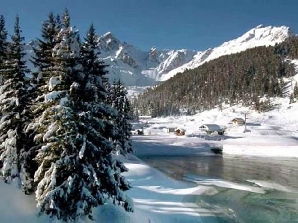 GÖKYÜZÜNDE DUMAN DUMAN BULUTSUN & ZEKİ MÜREN