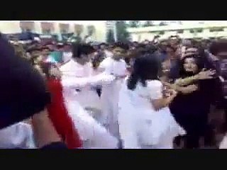pakistani girls dance basant modren sexy phudi babes from defence Video - Video Dailymotion_2