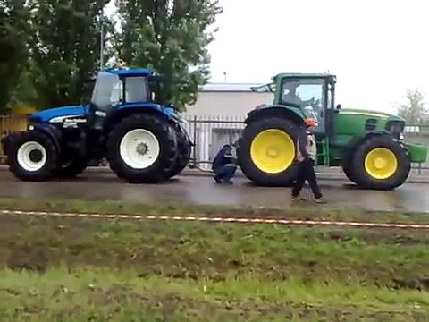 New holland John deere Hangisi Çeker