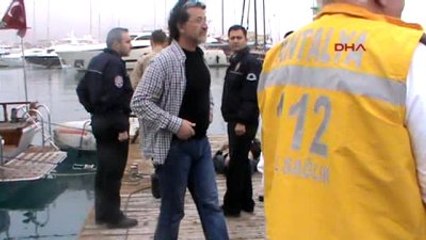 Kemer Teknesine Binerken Suya Düşüp Boğuldu