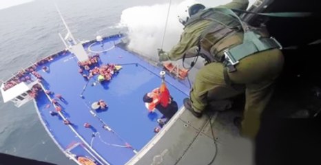Yanan Feribottaki Kurtarma Çalışmalarını Türkler Çekti