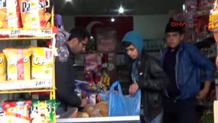 1 Marketteki Hırsızlık Güvenlik Kamerasında