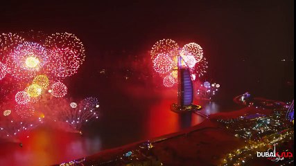 Mesmerizing Fireworks at Dubai – New Year Fireworks 2015