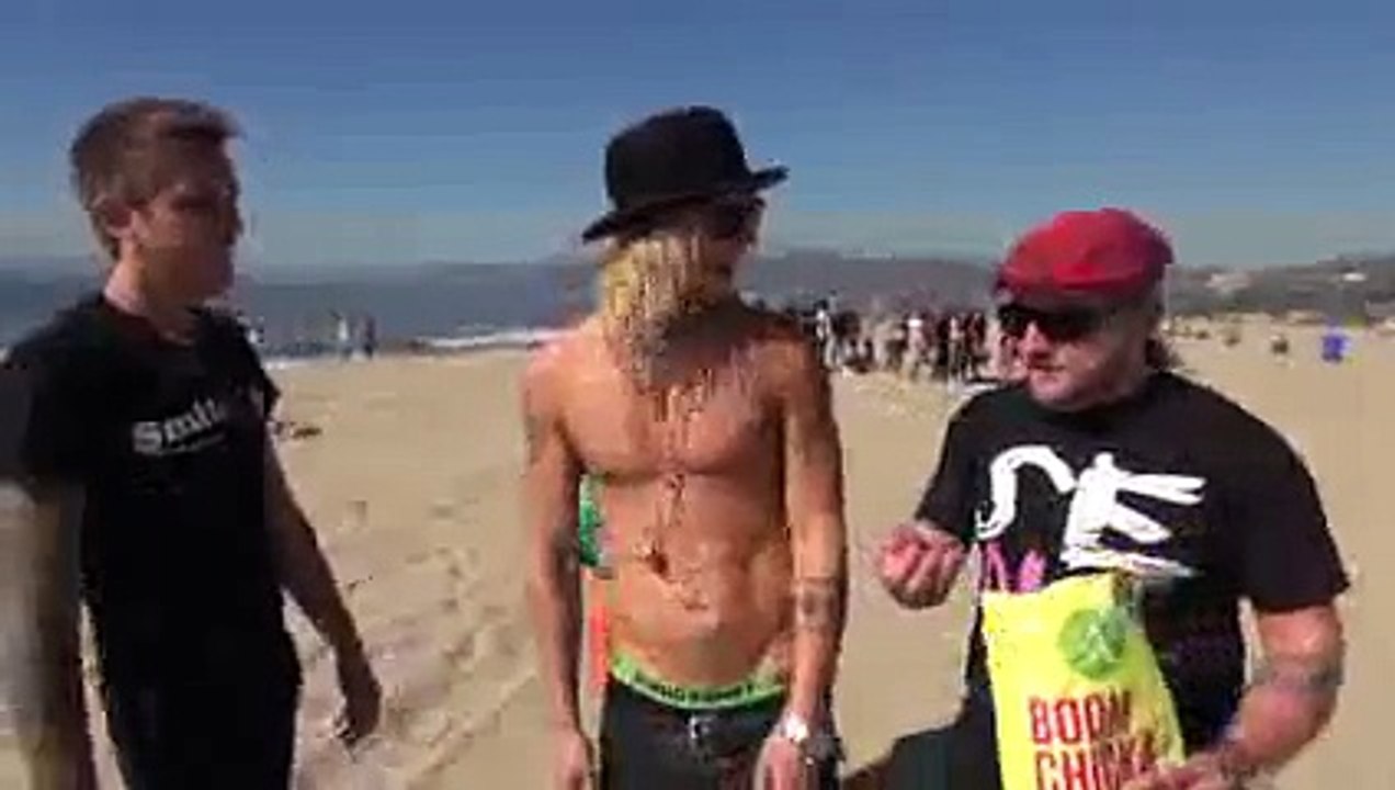 Crazy Bird Prank