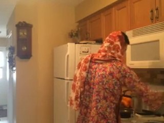 I hate when my mom does this!