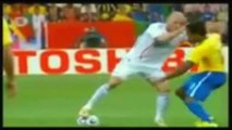 √ Zinedine Zidane VS Ronaldinho Gaucho √ Dribles & Lances Incriveis √ 2014