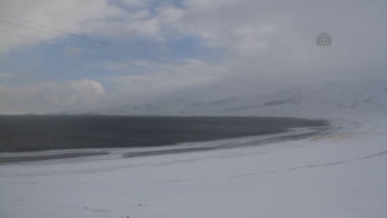 Balık Gölü Kısmen Dondu