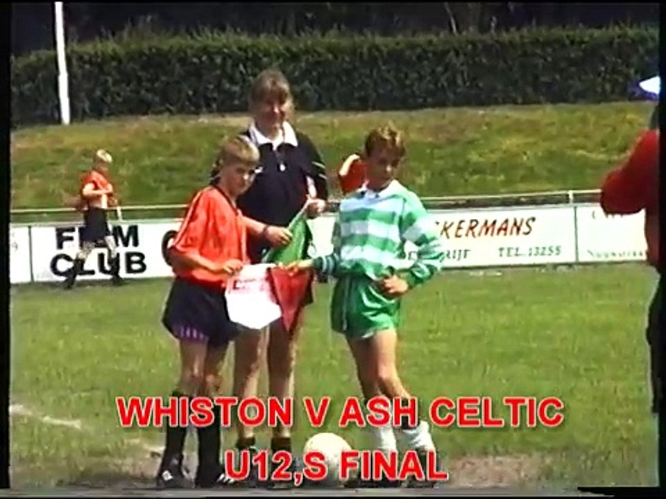 Steven Gerrard retires - Steven Gerrard as a 12 year old