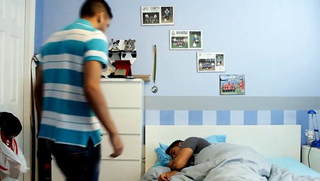 ZaidAliT - Waking up your kids (White parents vs. Brown parents) - Video Dailymotion