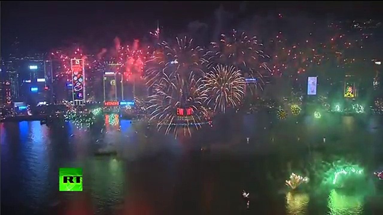Magnifiques feux d'artifice à Hong Kong  pour le nouvel an 2015 !