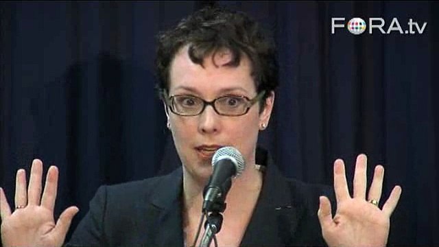 Julia Angwin: Social Networking All About 'Broadcasting'