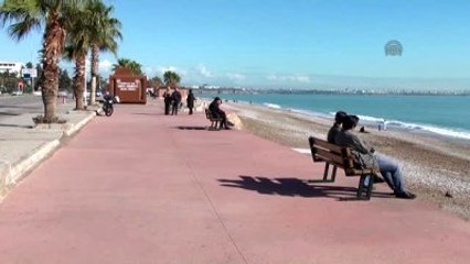 Antalya'da Güneşli Hava