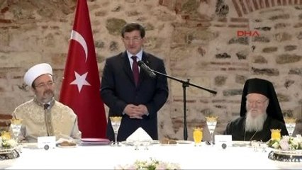 Davutoğlu Azınlık Temsilcilerini Kabul Etti