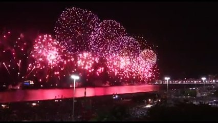 Magnifiques feux d'artifice à Rio de Janeiro pour le nouvel an 2015 !