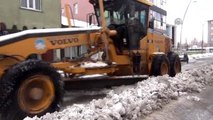 Eleşkirt Belediyesi Kar Temizliğine Başladı
